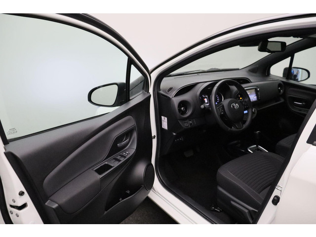 Foto 5 van Toyota Yaris 1.5 Hybrid Y20 Gold Edition 2018 | Trekhaak | Airco | Stoelverwarming | Cruise Control