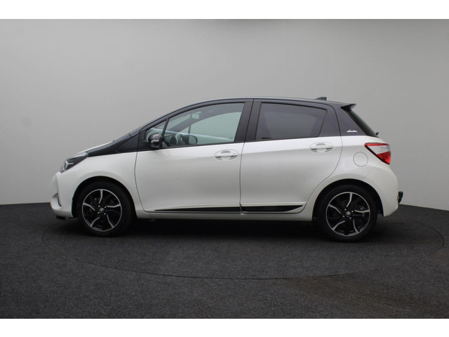 Toyota Yaris 1.5 Hybrid Y20 Gold Edition 2018 | Trekhaak | Airco | Stoelverwarming | Cruise Control