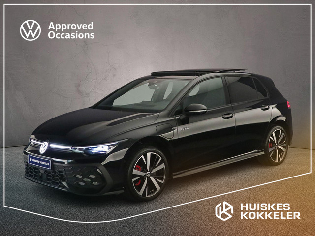 Volkswagen Golf GTE 1.5 TSI eHybrid 272pk DSG Automaat, Trekhaak, Panoramadak, 360 camera, Stoelverw