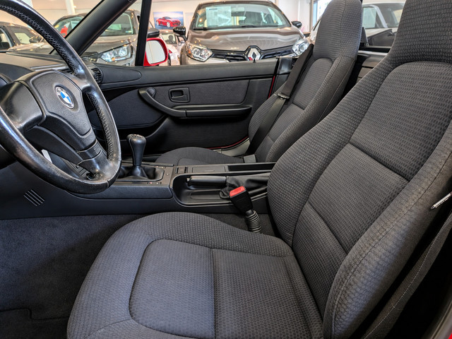 Foto 6 van BMW Z3 Roadster 1.8 NAP, Stuurbekrachtiging (bj 1996)