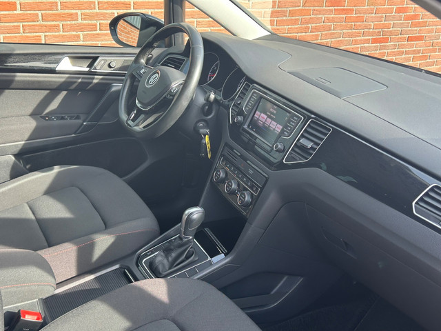 Foto 2 van Volkswagen Golf Sportsvan 1.2 TSI Sound DSG Pdc/Ecc/Lmv/Pr-Glass