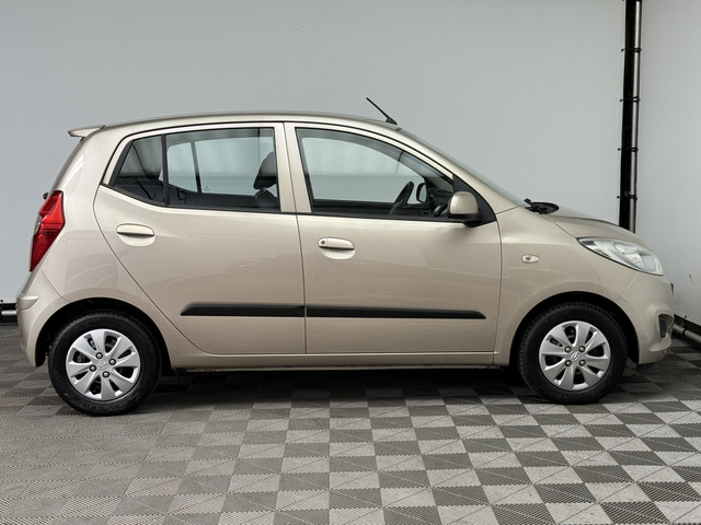 Foto 7 van Hyundai i10 1.1 i-Drive Cool 5-drs Airco Elek. Pakket NL Auto