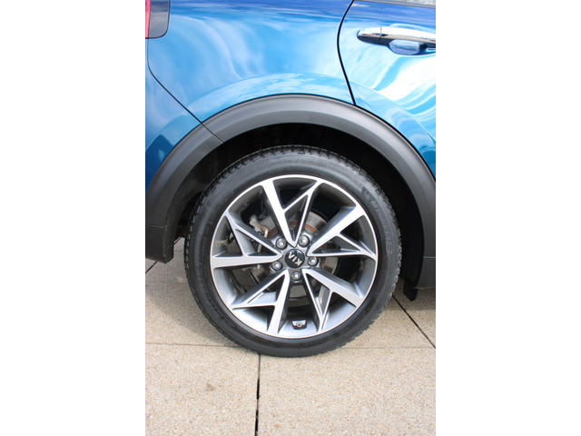 Foto 6 van Kia Niro 1.6 GDi Hybrid DynamicPlusLine navigatei / stuur+stoelverwarming / 83000km