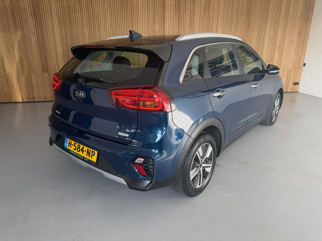 Foto 2 van Kia Niro 1.6 GDi Hybrid DynamicLine