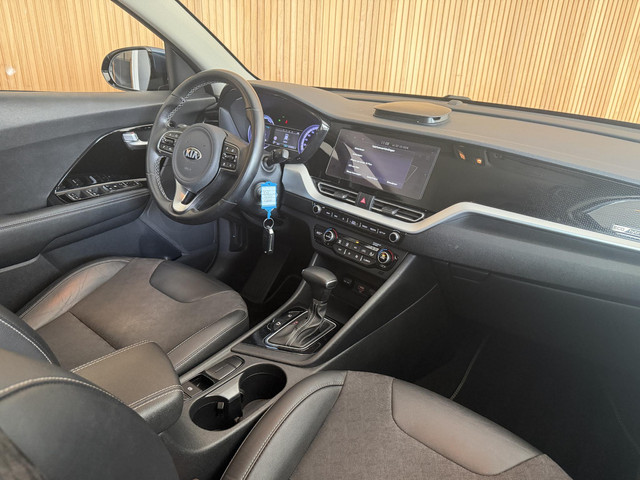Foto 3 van Kia Niro 1.6 GDi Hybrid DynamicLine
