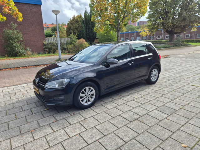 Foto 10 van Volkswagen Golf 1.4 TSI Comfortline 90kw 5D Black Edition