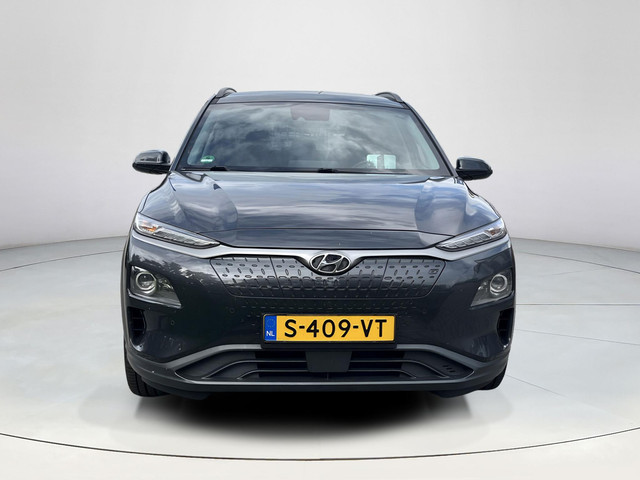Foto 4 van Hyundai Kona EV Premium 64 kWh | Rijklaarprijs! | 3 jaar garantie | Meest luxe uitvoering |