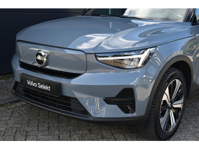 Foto 9 van Volvo XC40 Recharge Plus 70 kWh l Adaptieve cruise control l Elektrische achterklep l BLIS l Keyless