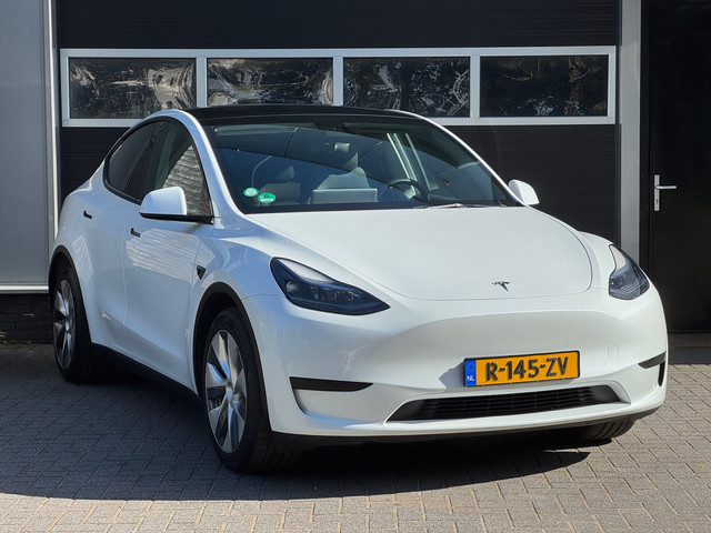 Foto 5 van Tesla Model Y RWD 58 kWh Pano, Auto Pilot, Camera, 4x Stoelverwarming, NAP