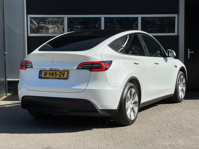 Foto 6 van Tesla Model Y RWD 58 kWh Pano, Auto Pilot, Camera, 4x Stoelverwarming, NAP