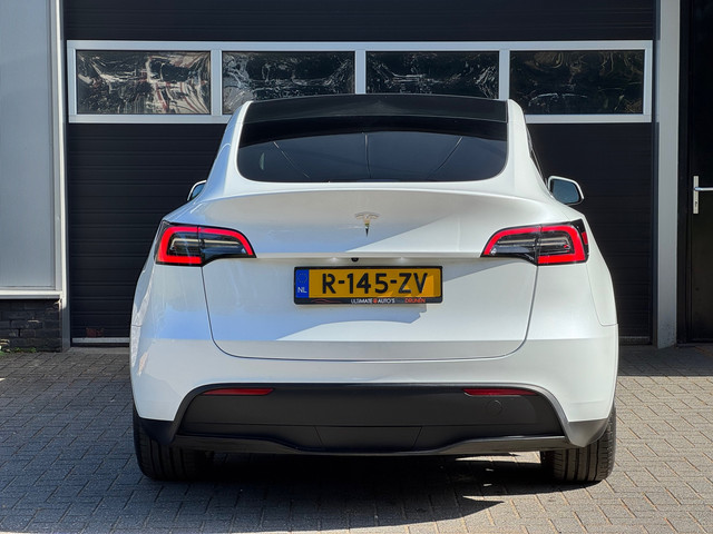 Foto 7 van Tesla Model Y RWD 58 kWh Pano, Auto Pilot, Camera, 4x Stoelverwarming, NAP