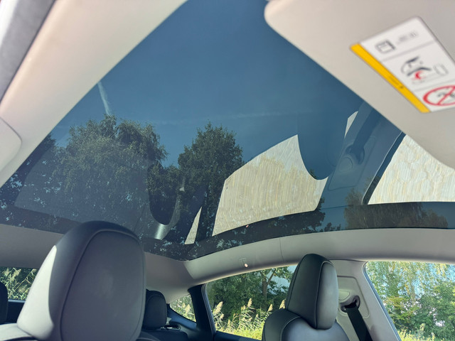 Tesla Model Y RWD 58 kWh Pano, Auto Pilot, Camera, 4x Stoelverwarming, NAP