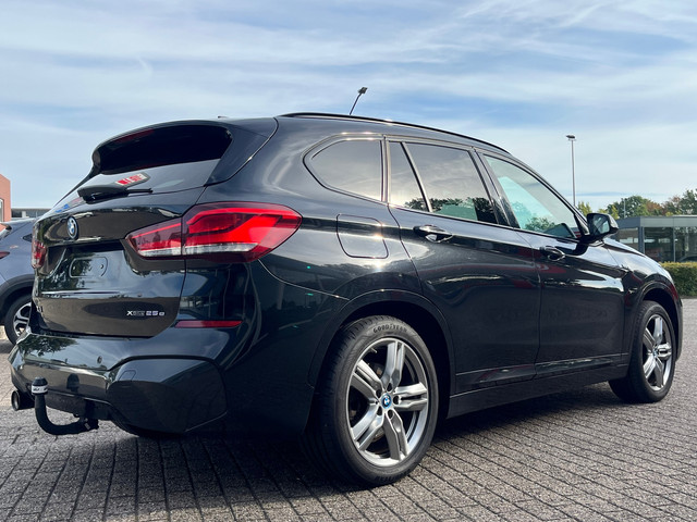 Foto 7 van BMW X1 XDrive25e M-Pakket High Executive Edition | Trekhaak | M-Sport |