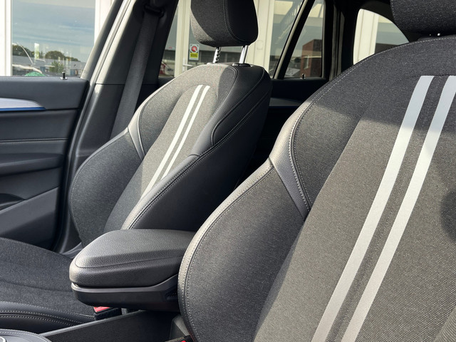 Foto 5 van BMW X1 XDrive25e M-Pakket High Executive Edition | Trekhaak | M-Sport |