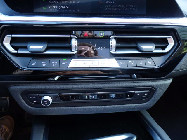 BMW Z4 Roadster SDrive20i High Executive M-SPORT HANDGESCHAKELD BTW
