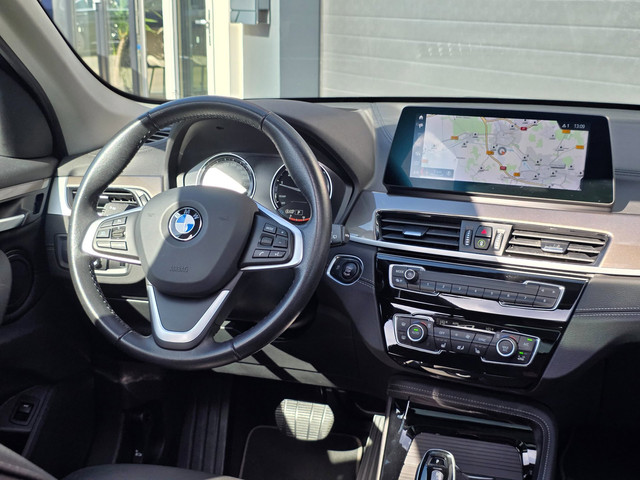 Foto 7 van BMW X1 SDrive20i Business Edition Plus | PANO | LEDER | TREKHAAK | NAP | 1E EIGENAAR