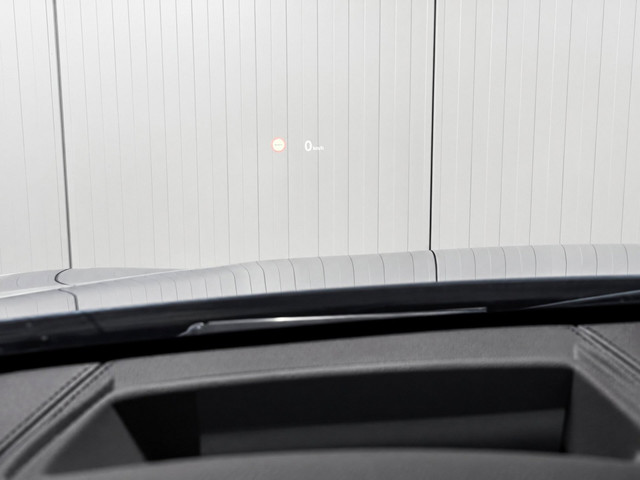 Foto 2 van BMW X1 SDrive18i Executive Edition (M-SPORT, LED, HUD, CAMERA,TREKHAAK)
