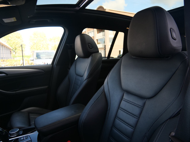 Foto 9 van BMW X3 xDrive30e High Executive 292 Pk Automaat M-Pakket / Navi / DAB / Apple Carplay / 360 camera /