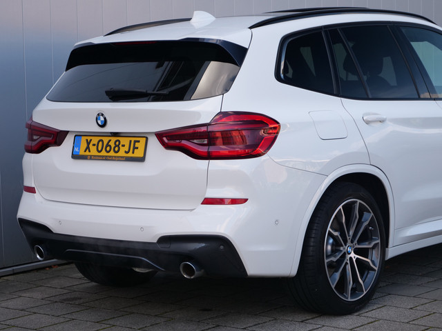 Foto 4 van BMW X3 xDrive30e High Executive 292 Pk Automaat M-Pakket / Navi / DAB / Apple Carplay / 360 camera /