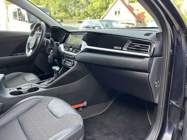 Foto 7 van Kia Niro 1.6 GDi Hybrid DynamicLine Trekhaak Incl. Beurt
