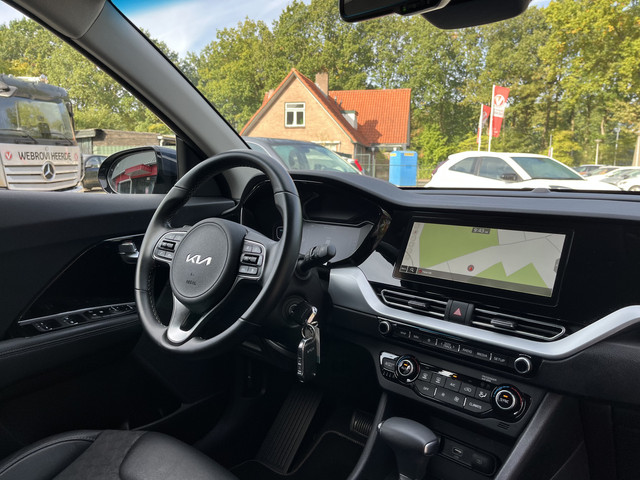 Foto 6 van Kia Niro 1.6 GDi Hybrid DynamicLine Trekhaak Incl. Beurt