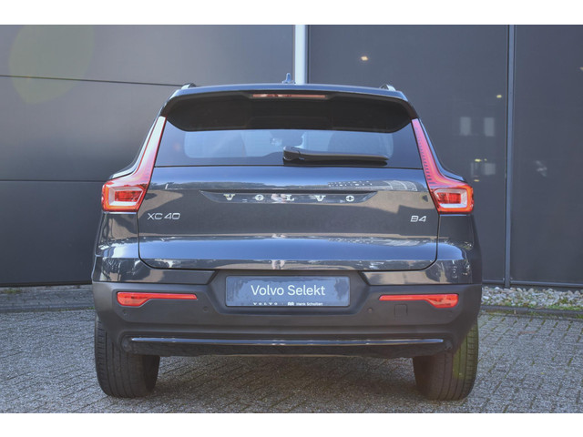 Foto 5 van Volvo XC40 B4 Plus Dark | Trekhaak | Verwarmbare voorstoelen, voorruit en stuurwiel | Premium audio