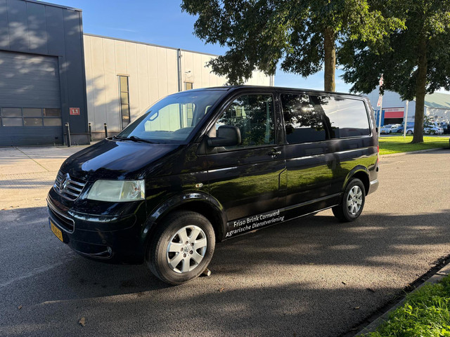 Foto 10 van Volkswagen Transporter 1.9 TDI 300 T800 Budgetline DUBBEL CABINE