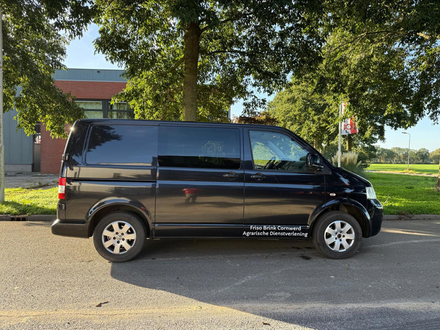 Foto 9 van Volkswagen Transporter 1.9 TDI 300 T800 Budgetline DUBBEL CABINE