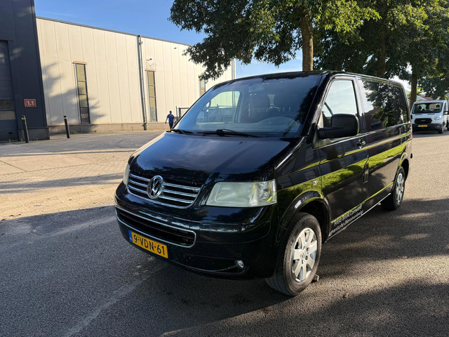 Foto 8 van Volkswagen Transporter 1.9 TDI 300 T800 Budgetline DUBBEL CABINE