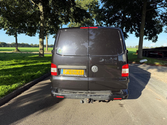 Foto 3 van Volkswagen Transporter 1.9 TDI 300 T800 Budgetline DUBBEL CABINE