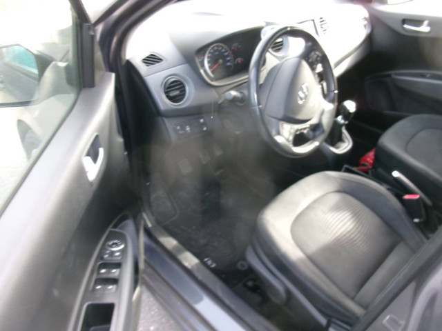 Foto 3 van Hyundai I10 1.0i SKY - 5 DRS