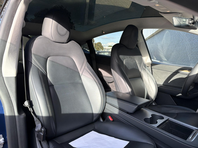 Foto 4 van Tesla Model Y Long Range AWD 75 kWh € 23.000,- NETTO!