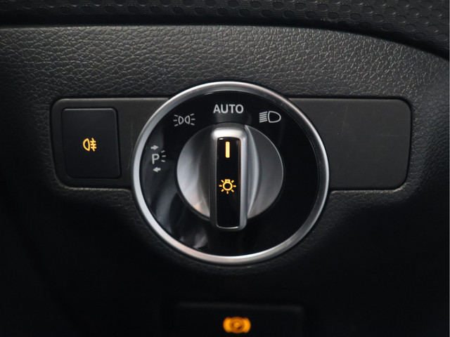 Mercedes-Benz A-Klasse 160 Ambition [CRUISE CONTROL, PDC V+A, STUURWIEL MULTIFUNCTIONEEL, CLIMATE CO