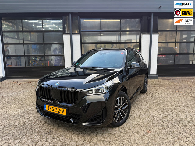 Foto 10 van BMW X1 XDrive23i *M-Pakket*Pano*Pdc*Vol opties*