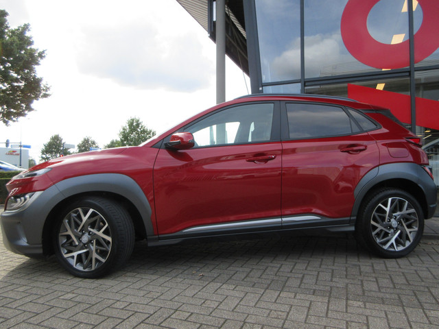 Foto 8 van Hyundai KONA 1.6 GDI HEV Premium (bj 2021, automaat)