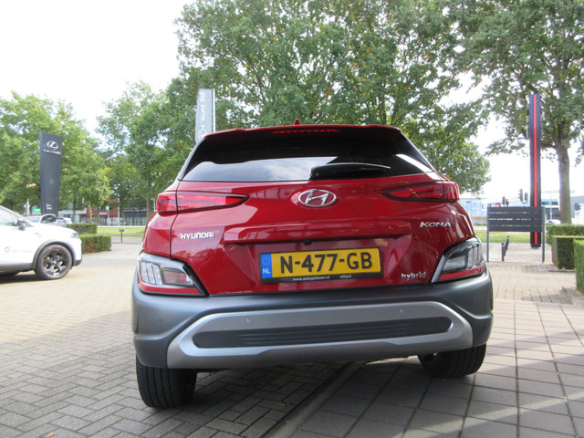 Foto 6 van Hyundai KONA 1.6 GDI HEV Premium (bj 2021, automaat)