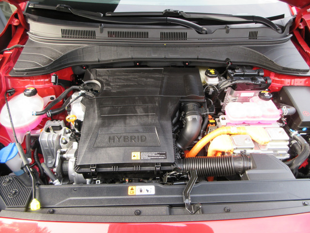 Foto 10 van Hyundai KONA 1.6 GDI HEV Premium (bj 2021, automaat)