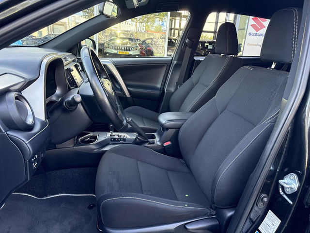 Foto 4 van Toyota RAV4 2.5 Hybrid AWD Style **TREKHAAK/ KEYLESS/ ADAPTIEF CRUISE CONTROL**