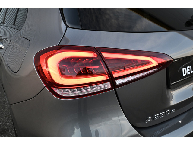 Foto 8 van Mercedes-Benz A-Klasse 250 e Business Solution AMG Limited | Head Up | 360 | Memory | Widescreen | A