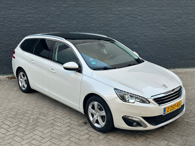 Foto 9 van Peugeot 308 SW 1.2 Automaat Glazendak Leer Led Xenon Nap Orgineel nederlands