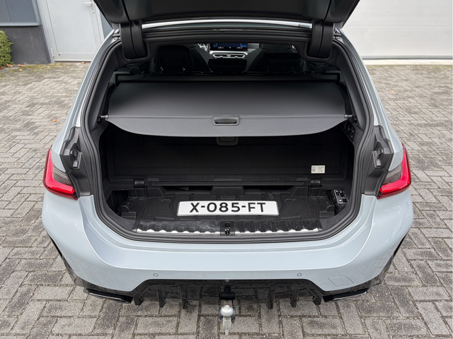 Foto 7 van BMW 3 Serie Touring M340i xDrive NL-Auto Vol (bj 2023)