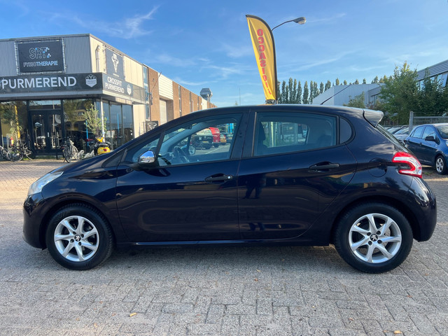 Foto 4 van Peugeot 208 1.0 VTi Access - LET OP TIK IN DE MOTOR !