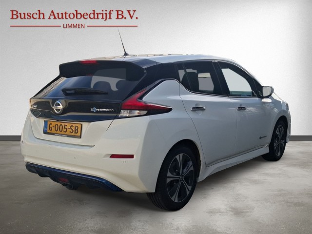 Foto 5 van NISSAN LEAF 40KWH SOH 90,4% Tekna  Aut. Leder, 1e Eig, Navi, Bose, 360 Cam, Adapt.Cruise, Trekhaak, enz