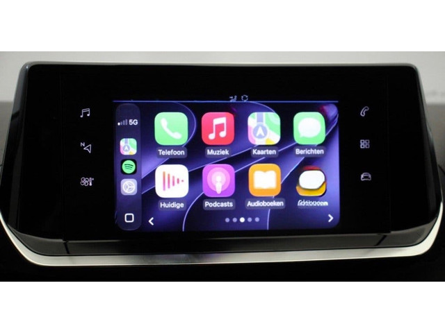 Foto 10 van Peugeot 2008 1.2 Active 2jr APK trekhaak LED