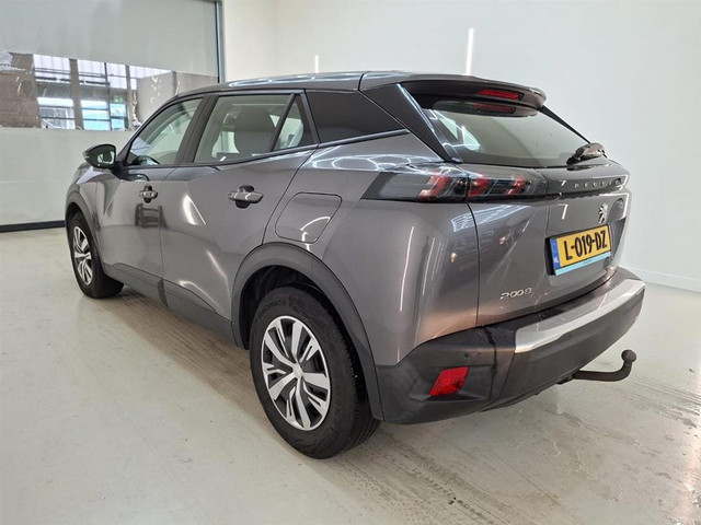 Foto 7 van Peugeot 2008 1.2 Active 2jr APK trekhaak LED