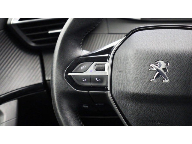 Foto 5 van Peugeot 2008 1.2 Active 2jr APK trekhaak LED