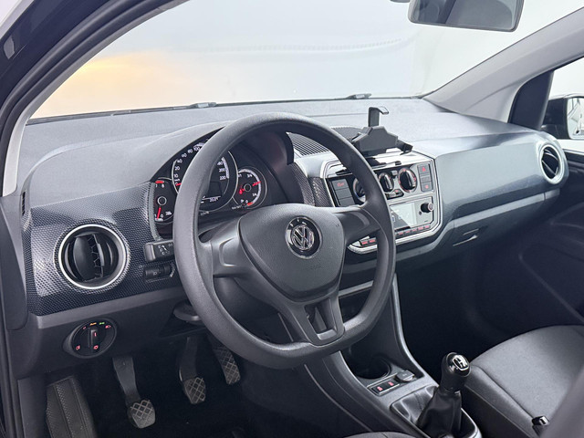 Foto 9 van Volkswagen Up! 1.0 BMT move up! 5-deurs Airco