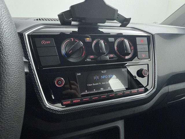 Foto 2 van Volkswagen Up! 1.0 BMT move up! 5-deurs Airco