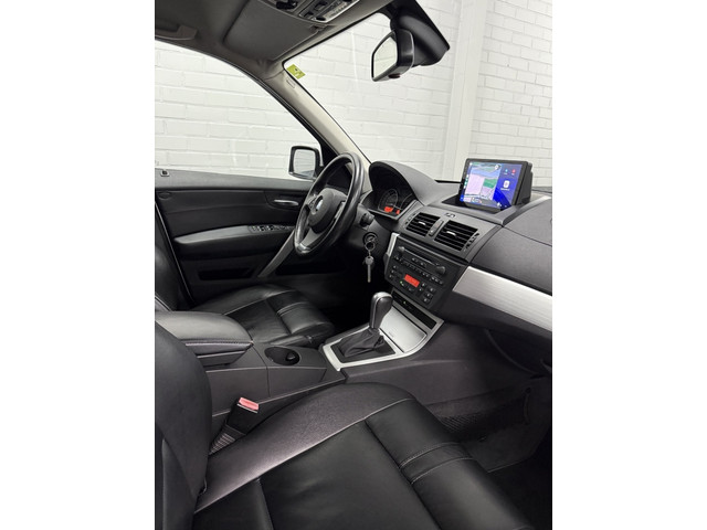 Foto 2 van BMW X3 2.5si Executive Youngtimer! PDC/Leer/Carplay/Alarm/Plaatje van een auto!