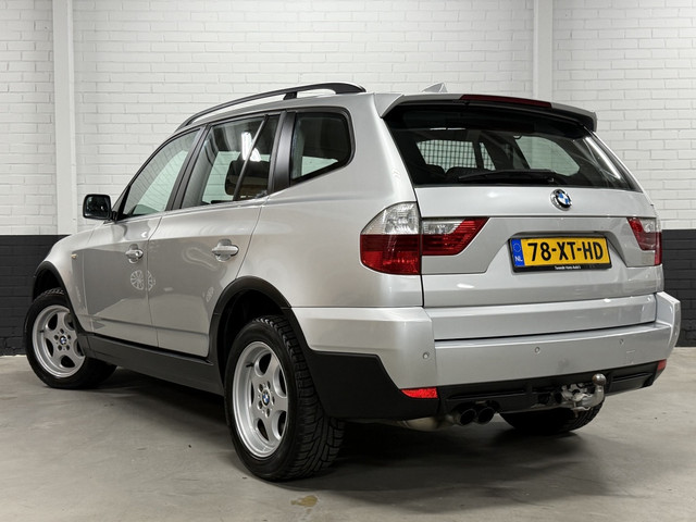 Foto 6 van BMW X3 2.5si Executive Youngtimer! PDC/Leer/Carplay/Alarm/Plaatje van een auto!